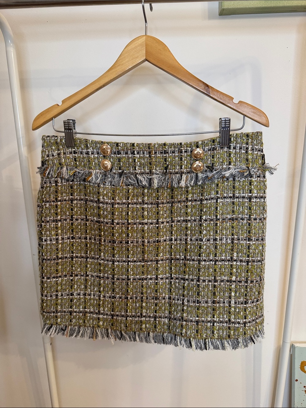 NWT Walter Baker Olive Tweed Fringe Mini Skirt with Gold Buttons size 6